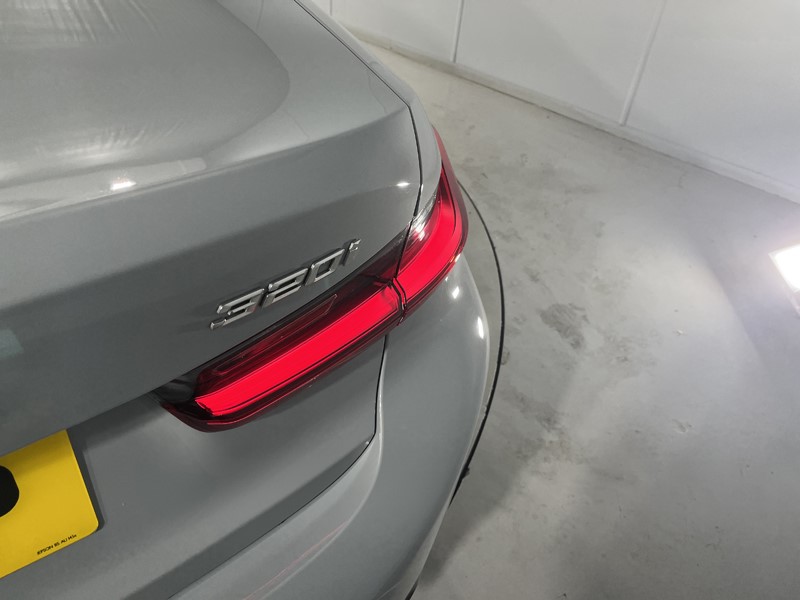 2026 (75) BMW 3 SERIES 320i M Sport 4dr Step Auto 5690864