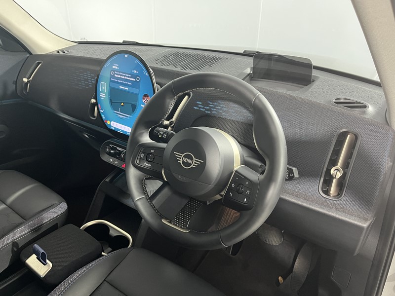 2025 (75) MINI COUNTRYMAN 1.5 C Classic 5dr Auto 5718886