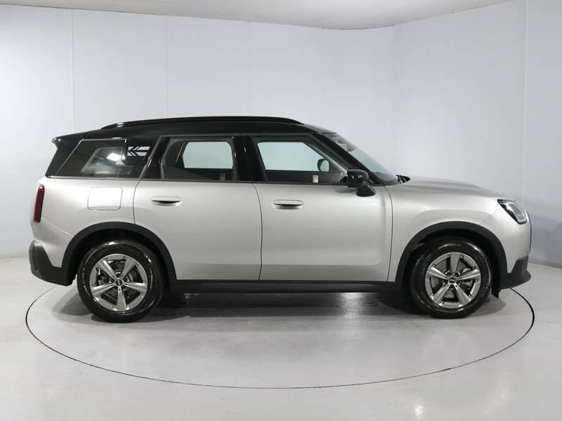 2025 (75) MINI COUNTRYMAN 1.5 C Classic 5dr Auto 5718883