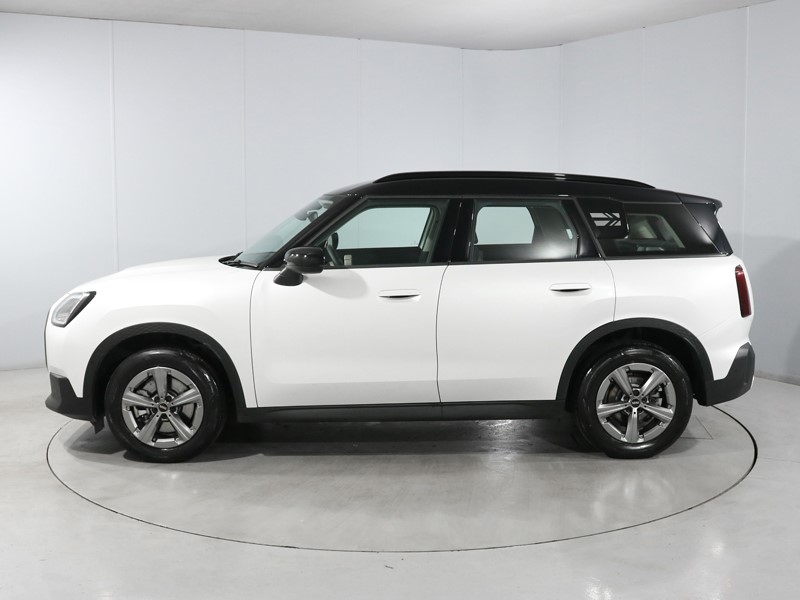 2025 (75) MINI COUNTRYMAN 1.5 C Classic 5dr Auto 5695594