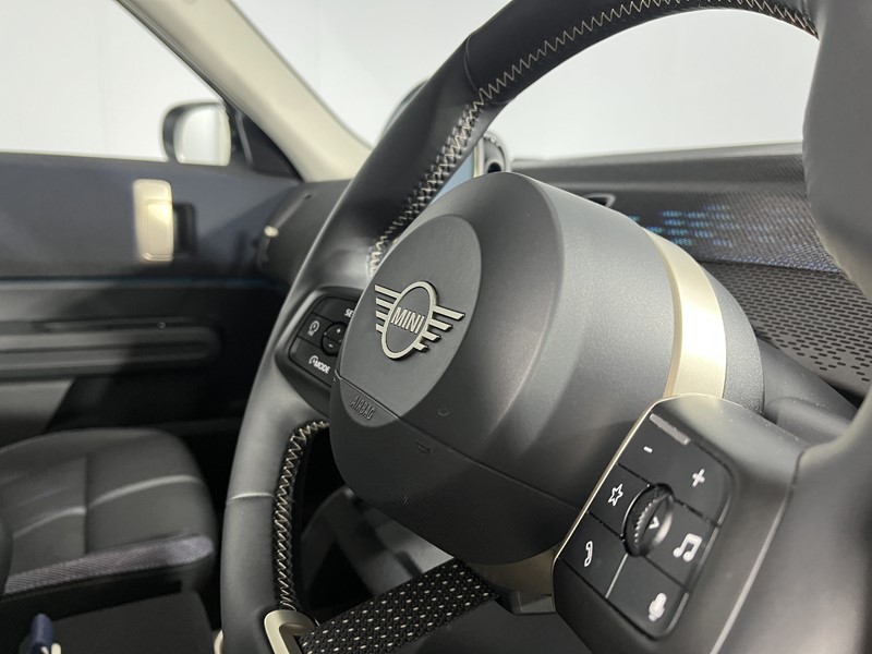 2025 (75) MINI COUNTRYMAN 1.5 C Classic 5dr Auto 5704977