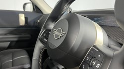 2025 (75) MINI COUNTRYMAN 1.5 C Classic 5dr Auto 5704977