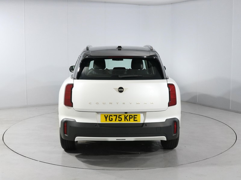 2025 (75) MINI COUNTRYMAN 1.5 C Classic 5dr Auto 5704972