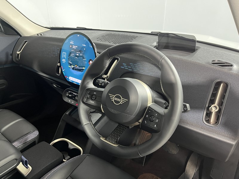 2025 (75) MINI COUNTRYMAN 1.5 C Classic 5dr Auto 5704963