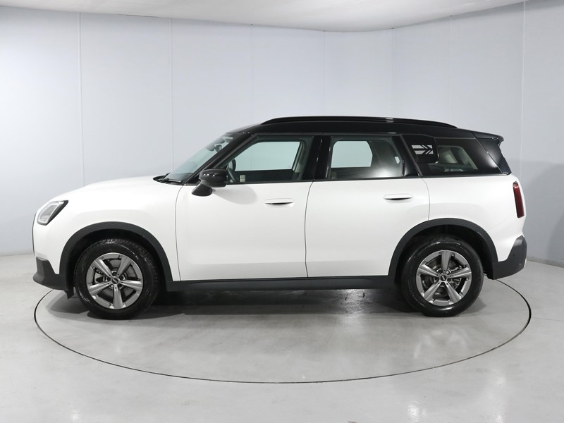 2025 (75) MINI COUNTRYMAN 1.5 C Classic 5dr Auto 5705002
