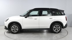 2025 (75) MINI COUNTRYMAN 1.5 C Classic 5dr Auto 5705002