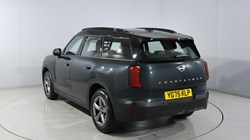 2025 (75) MINI COUNTRYMAN 1.5 C Classic 5dr Auto 1