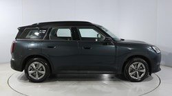 2025 (75) MINI COUNTRYMAN 1.5 C Classic 5dr Auto 5704860