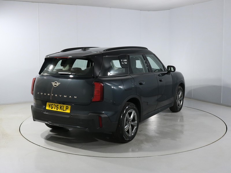 2025 (75) MINI COUNTRYMAN 1.5 C Classic 5dr Auto 5704902