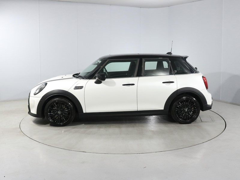 2024 (24) MINI HATCHBACK 2.0 Cooper S Exclusive Premium Plus 5dr Auto 5701559