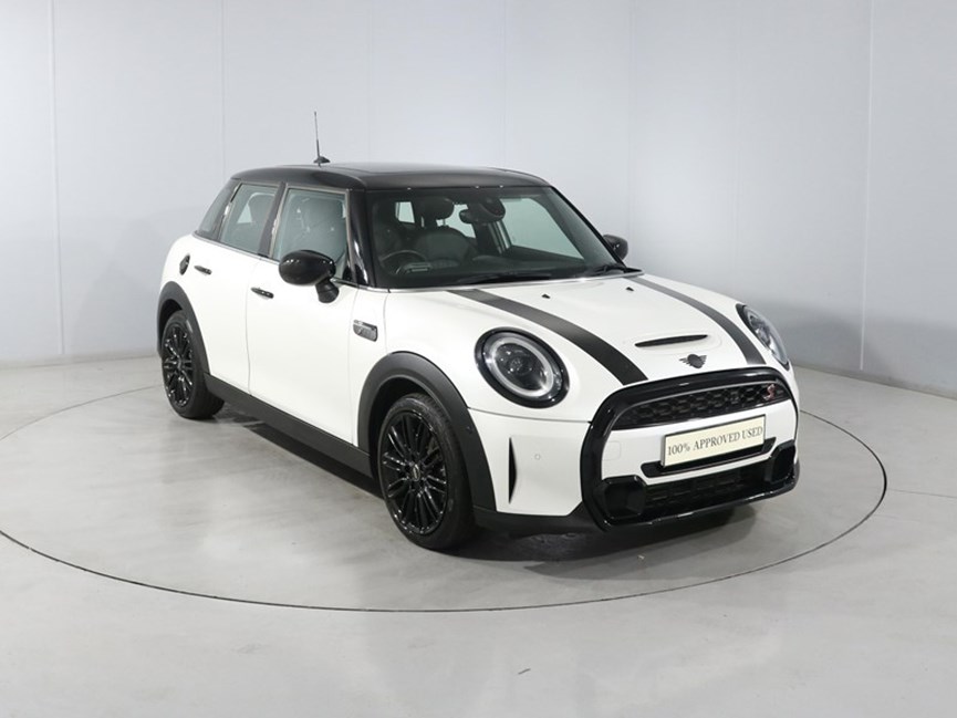 2024 (24) MINI HATCHBACK 2.0 Cooper S Exclusive Premium Plus 5dr Auto