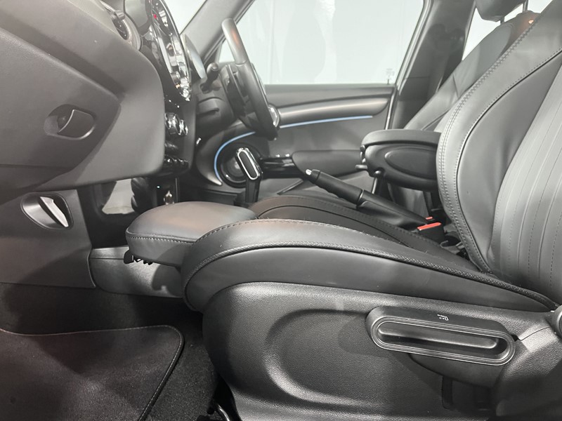 2024 (24) MINI HATCHBACK 2.0 Cooper S Exclusive Premium Plus 5dr Auto 5701548