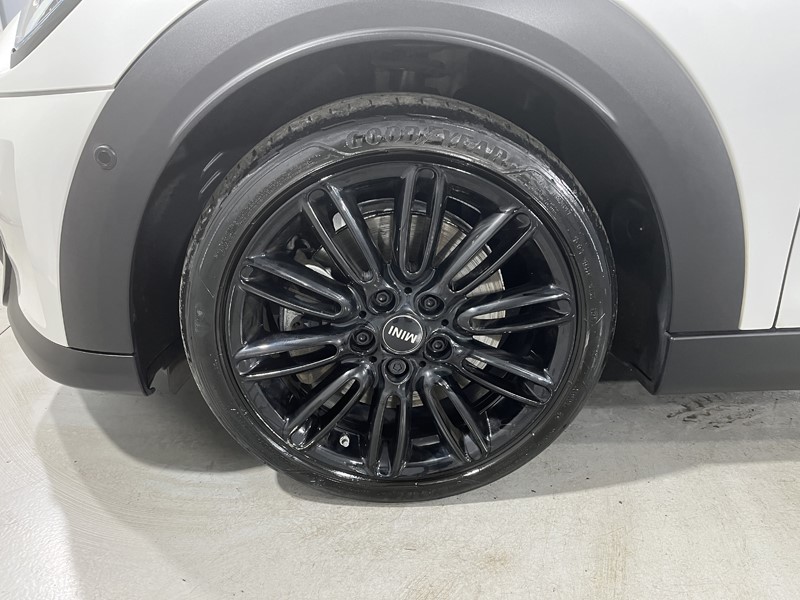 2024 (24) MINI HATCHBACK 2.0 Cooper S Exclusive Premium Plus 5dr Auto 5701526