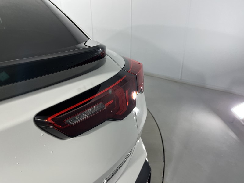 2025 (75) BMW iX2 150kW eDrive20 M Sport 65kWh 5dr Auto 5878141