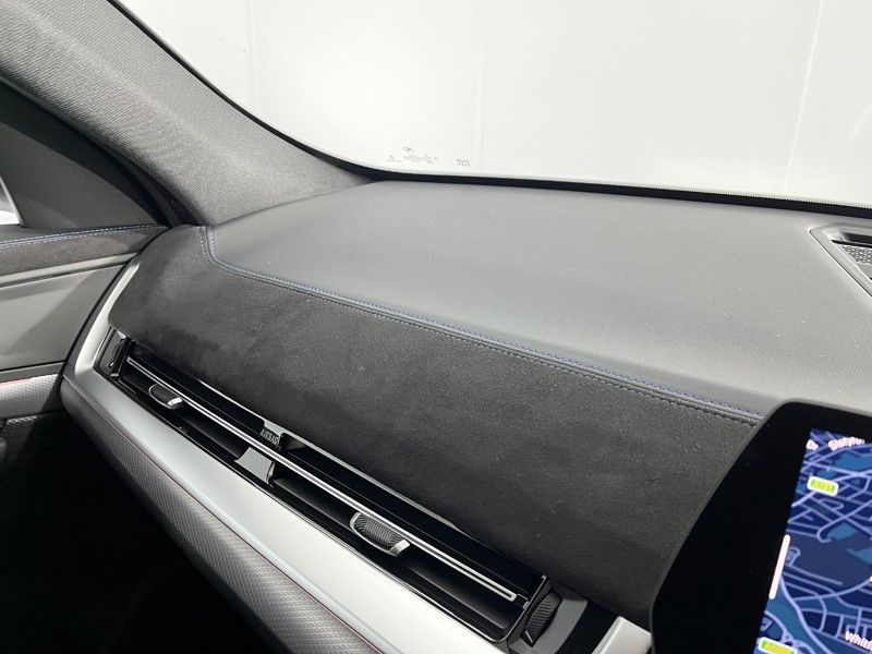 2025 (75) BMW iX2 150kW eDrive20 M Sport 65kWh 5dr Auto 5878123