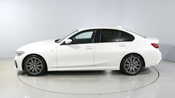 2021 (21) BMW 3 SERIES 320d MHT M Sport 4dr Step Auto 5710159