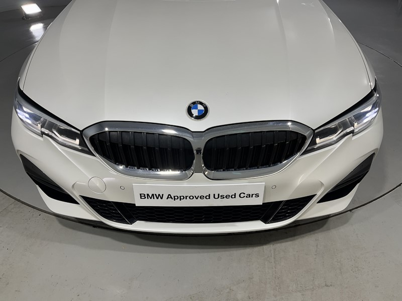 2021 (21) BMW 3 SERIES 320d MHT M Sport 4dr Step Auto 5710152