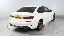 2021 (21) BMW 3 SERIES 320d MHT M Sport 4dr Step Auto 5710158