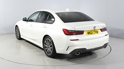 2021 (21) BMW 3 SERIES 320d MHT M Sport 4dr Step Auto 5710112