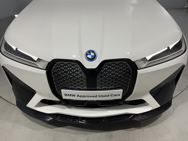 2024 (24) BMW iX 240kW xDrive40 M Sport 76.6kWh 5dr Auto 5701409