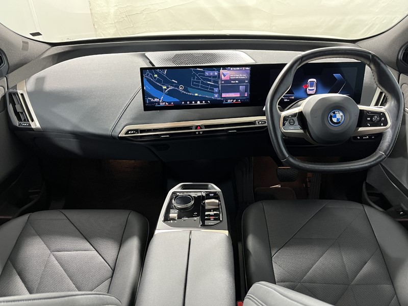 2024 (24) BMW iX 240kW xDrive40 M Sport 76.6kWh 5dr Auto 5701368