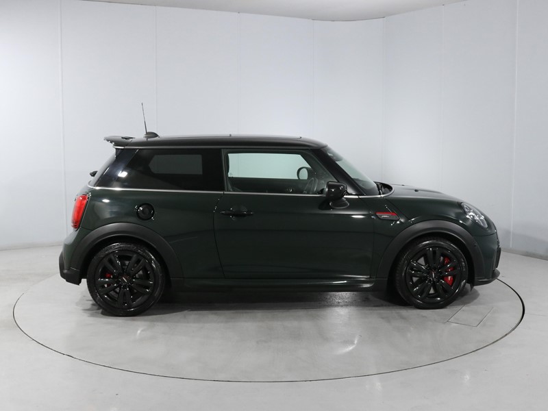2024 (73) MINI HATCHBACK 2.0 John Cooper Works Premium Plus 3dr Auto 5692830