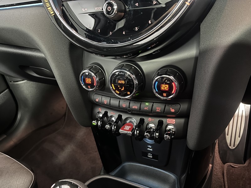 2024 (73) MINI HATCHBACK 2.0 John Cooper Works Premium Plus 3dr Auto 5692860