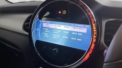 2022 (72) MINI HATCHBACK 1.5 Cooper Exclusive 5dr Auto 5732040