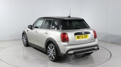 2022 (72) MINI HATCHBACK 1.5 Cooper Exclusive 5dr Auto 5732013