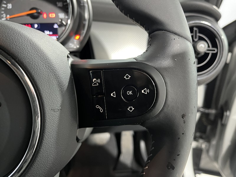 2022 (72) MINI HATCHBACK 1.5 Cooper Exclusive 5dr Auto 5732034