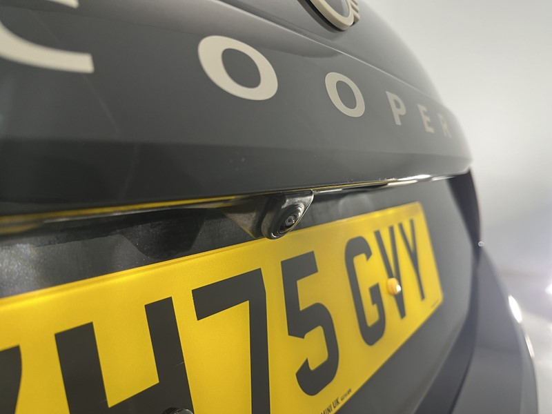 2025 (75) MINI COOPER 2.0 S Classic 5dr Auto 5732097