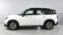 2025 (75) MINI COUNTRYMAN 1.5 C Classic 5dr Auto 5719012