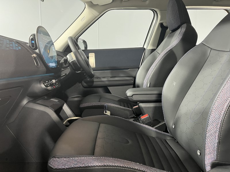 2025 (75) MINI COUNTRYMAN 1.5 C Classic 5dr Auto 5718999