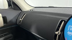 2025 (75) MINI COUNTRYMAN 1.5 C Classic 5dr Auto 5710234
