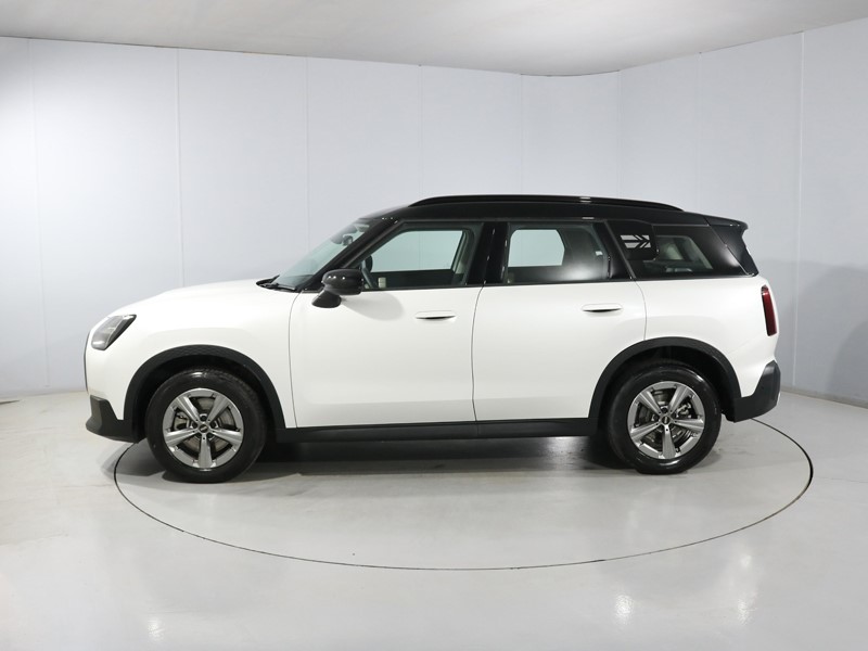 2025 (75) MINI COUNTRYMAN 1.5 C Classic 5dr Auto 5710253