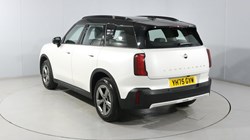2025 (75) MINI COUNTRYMAN 1.5 C Classic 5dr Auto 5710212