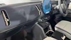 2024 (74) MINI COUNTRYMAN 1.5 C Classic 5dr Auto 5718512