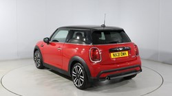 2021 (21) MINI HATCHBACK 1.5 Cooper Exclusive 3dr 1