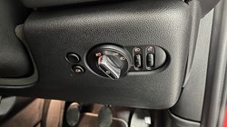 2021 (21) MINI HATCHBACK 1.5 Cooper Exclusive 3dr 5704717