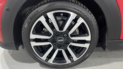 2021 (21) MINI HATCHBACK 1.5 Cooper Exclusive 3dr 5704711
