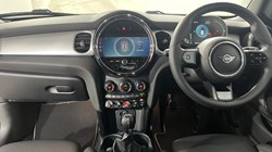 2021 (21) MINI HATCHBACK 1.5 Cooper Exclusive 3dr 5704701