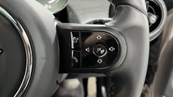 2023 (72) MINI HATCHBACK 1.5 Cooper Exclusive 3dr Auto 5722604