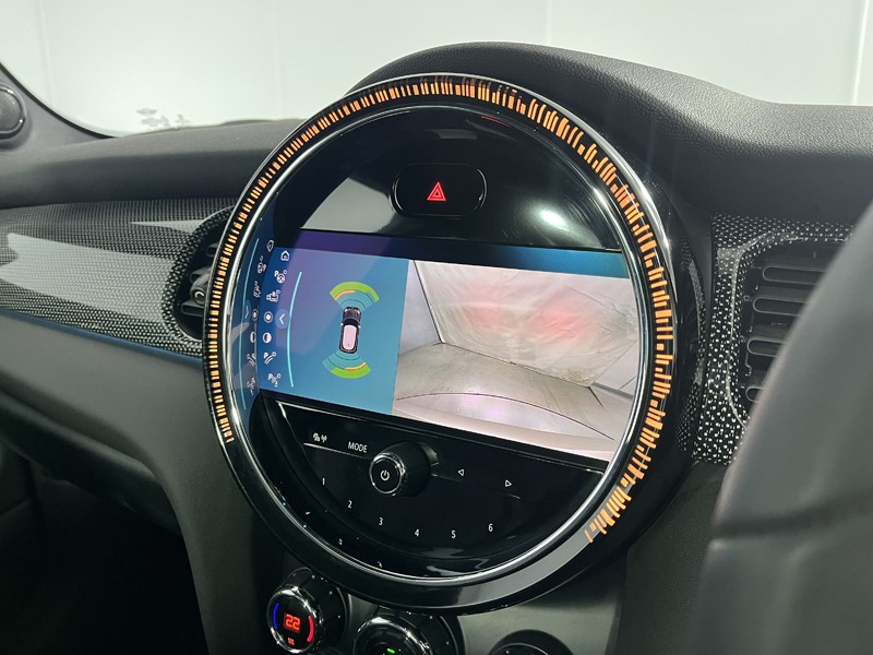 2023 (72) MINI HATCHBACK 1.5 Cooper Exclusive 3dr Auto 5722597