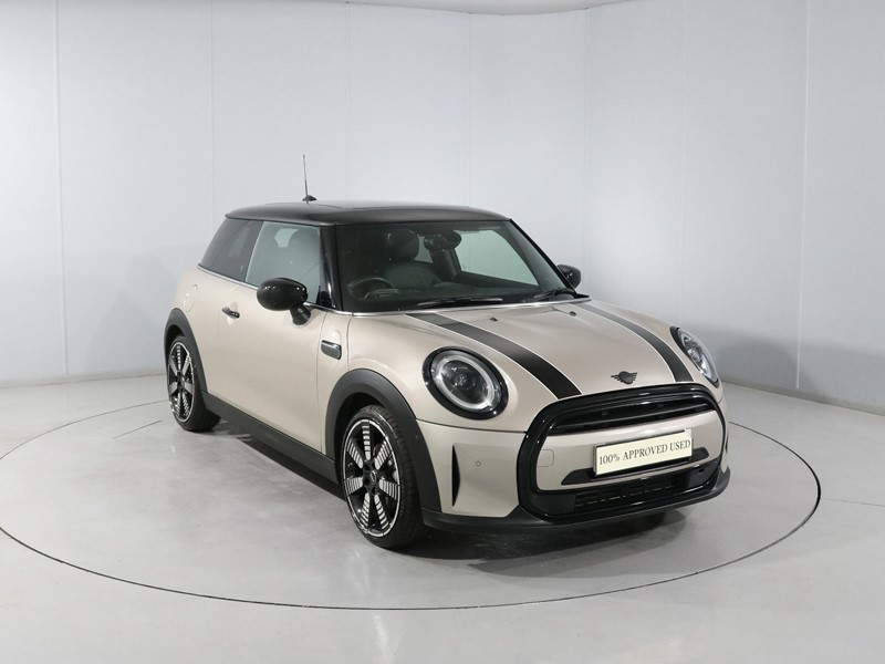 2023 (72) MINI HATCHBACK 1.5 Cooper Exclusive 3dr Auto