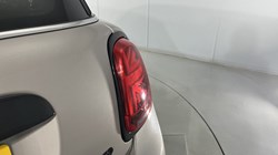 2023 (72) MINI HATCHBACK 1.5 Cooper Exclusive 3dr Auto 5722621