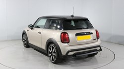 2023 (72) MINI HATCHBACK 1.5 Cooper Exclusive 3dr Auto 1