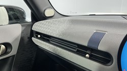 2024 (24) MINI COOPER 1.5 C Exclusive 3dr Auto 5719079
