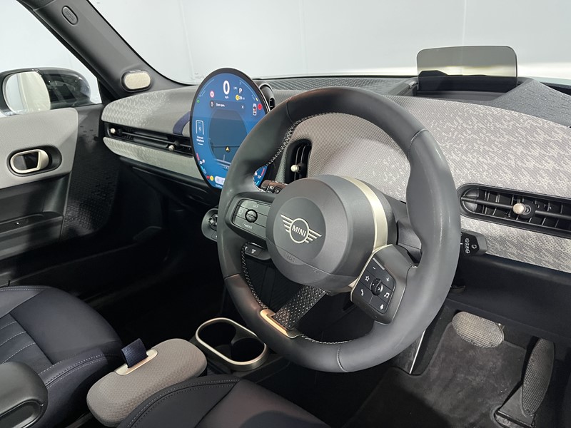 2024 (24) MINI COOPER 1.5 C Exclusive 3dr Auto 5719057