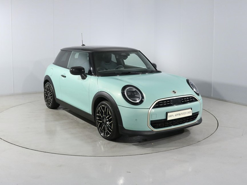 2024 (24) MINI COOPER 1.5 C Exclusive 3dr Auto
