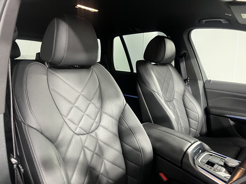 2023 (73) BMW X5 xDrive30d MHT M Sport 5dr Auto 5714328